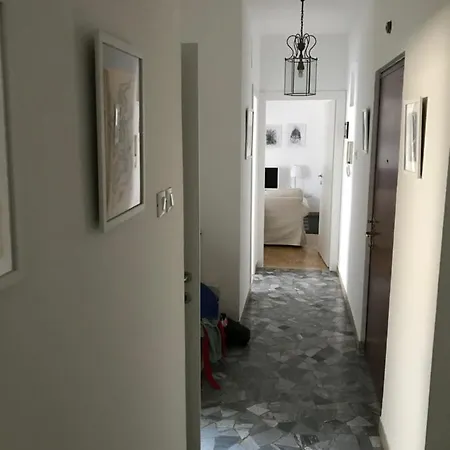 Valeryhomeholiday Centro Lägenhet