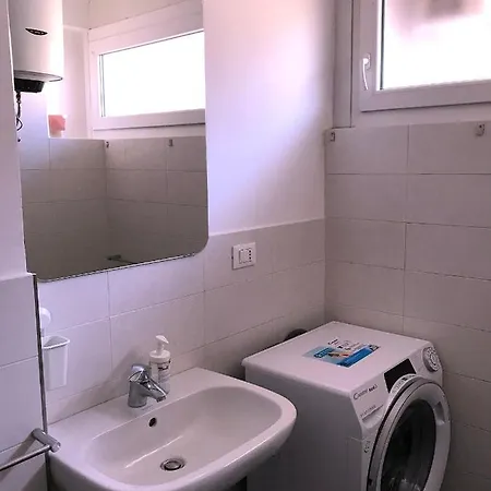 Valeryhomeholiday Centro Apartment Trento