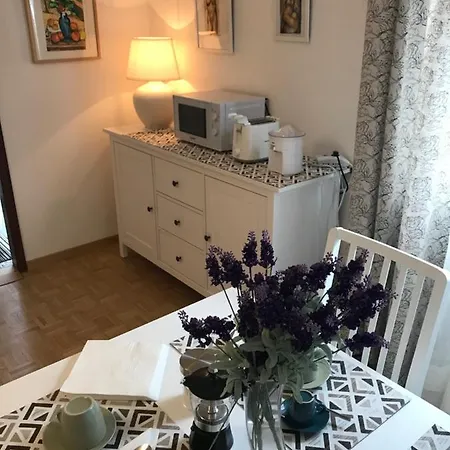 Valeryhomeholiday Centro Lägenhet